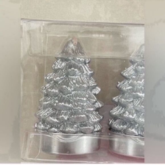 4 Silver Christmas Tree Tealight Candles 2.4 inc tall - Picture 4 of 8